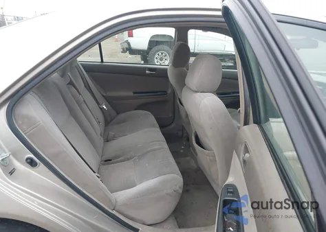 2006 Toyota Camry Le z USA, uszkodzony, nr VIN 4T1BE32K96U118135